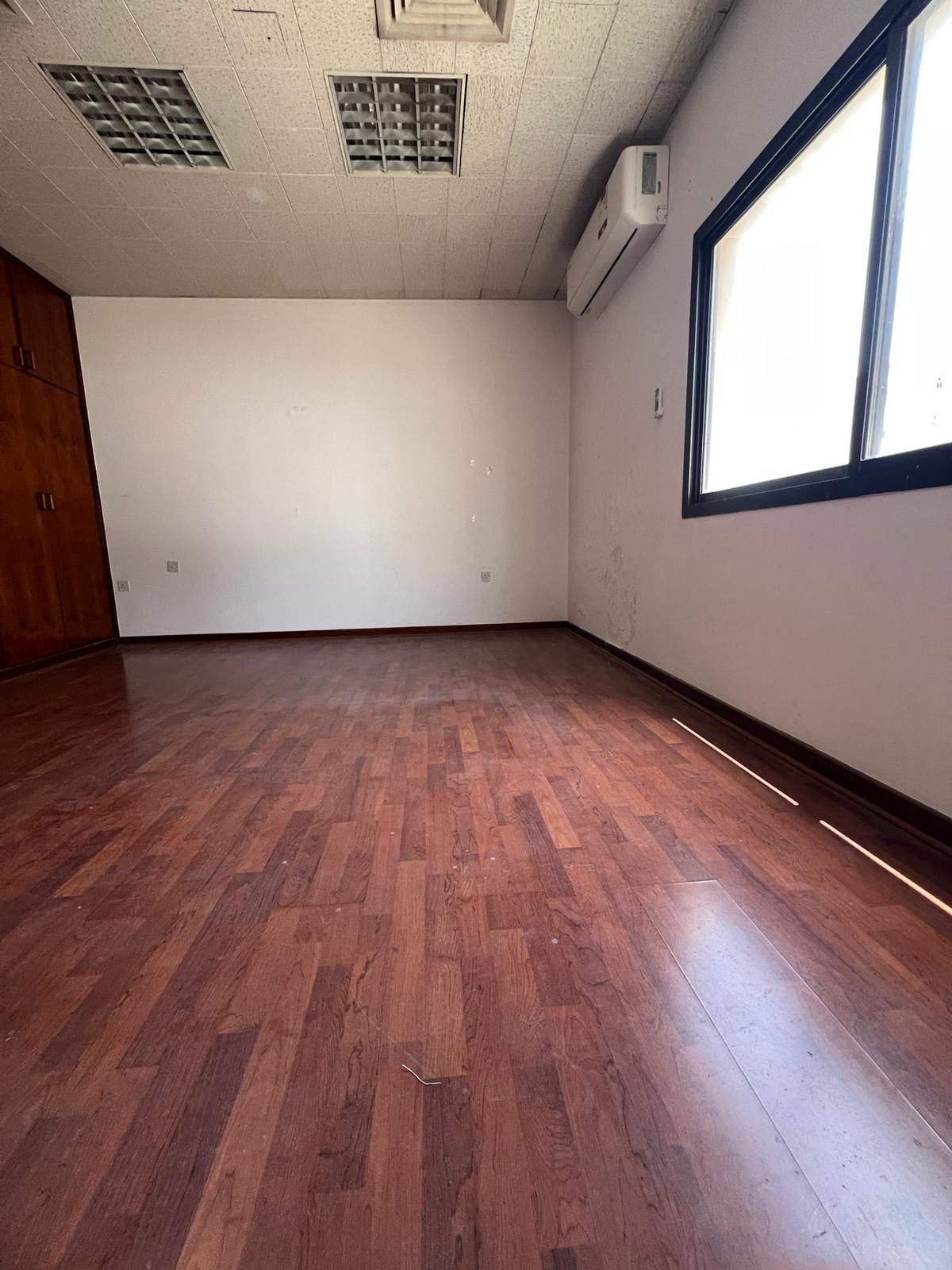 VILLA unit 101 - interior view 1