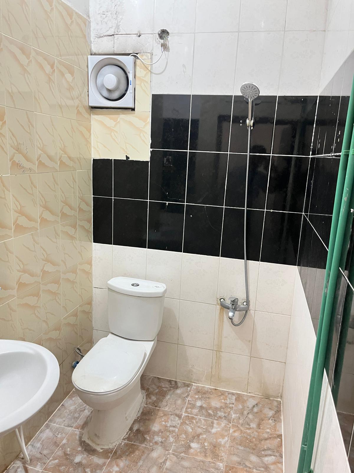 STUDIO unit 101 - interior view 1