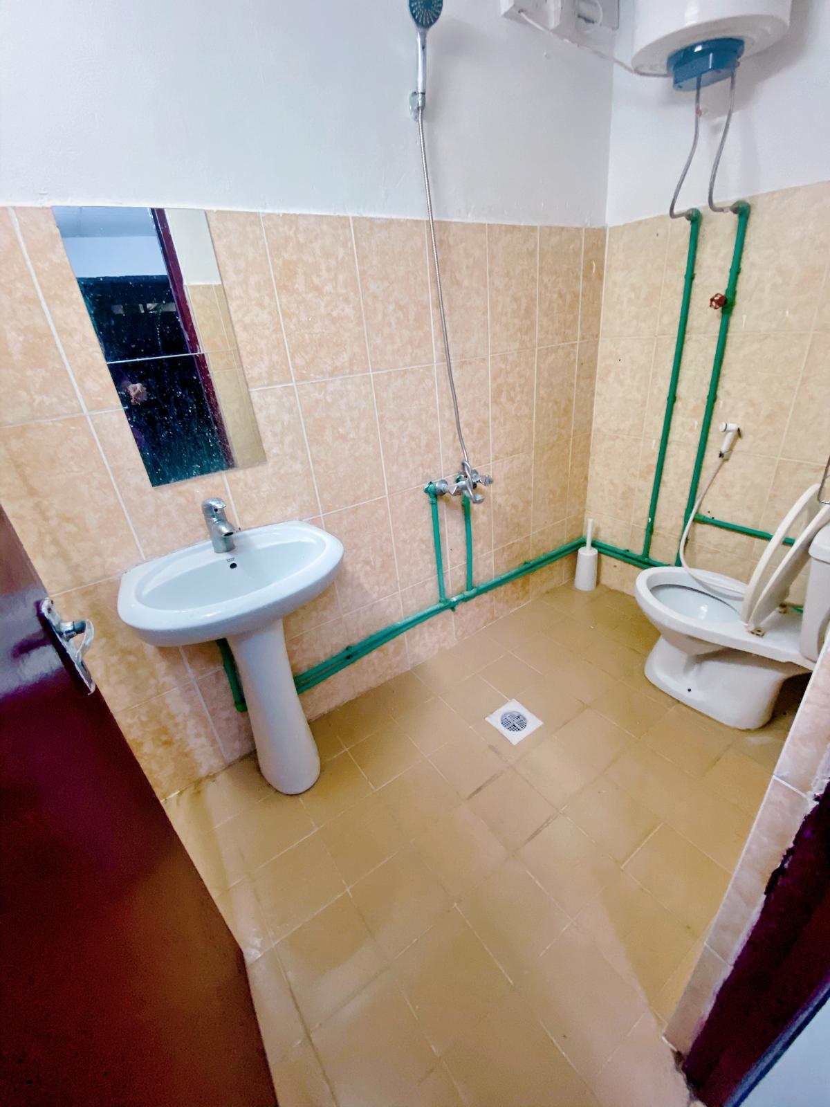 STUDIO unit 101 - interior view 2