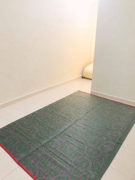 Male Bedspace for rent in Umm Ghuwailina