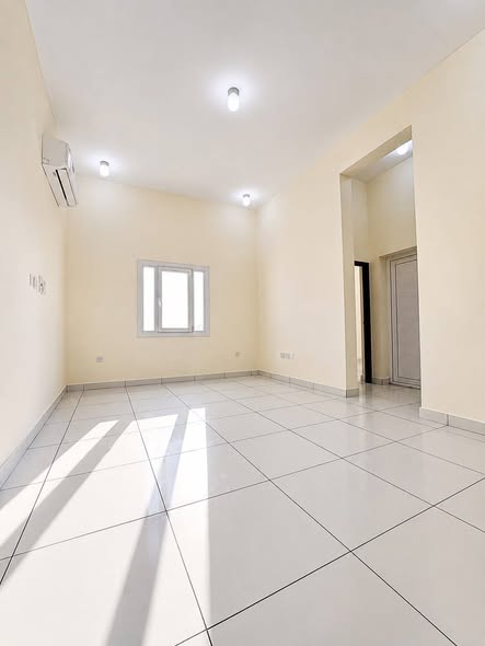 2 BHK for rent in Madinat Khalifa North