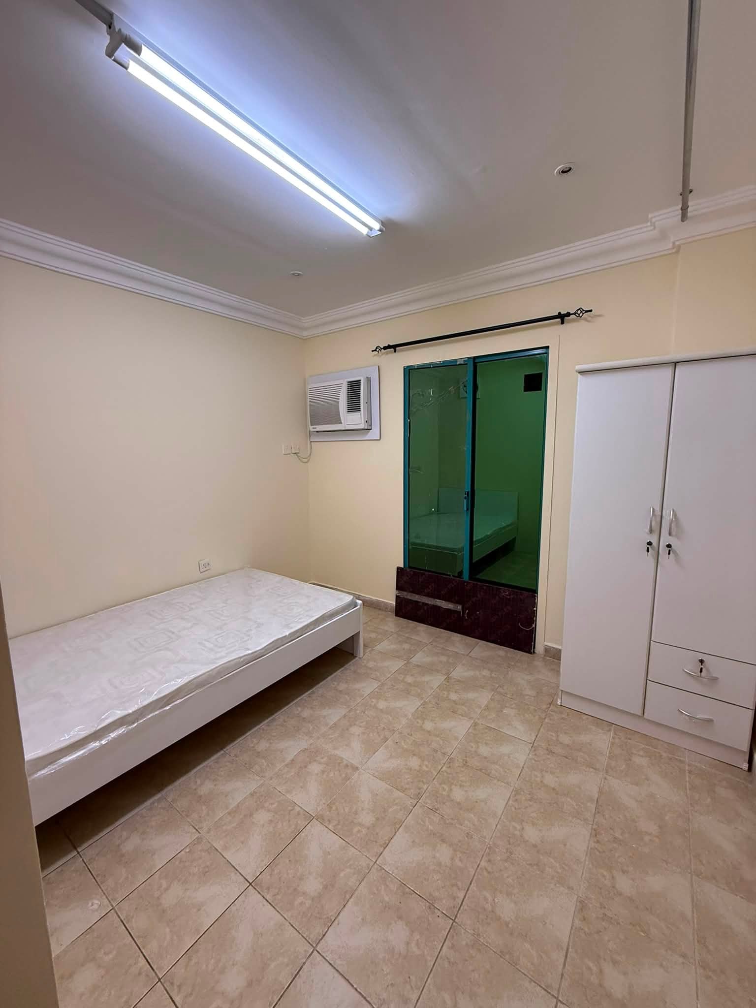 ROOM unit for rent in Qatar