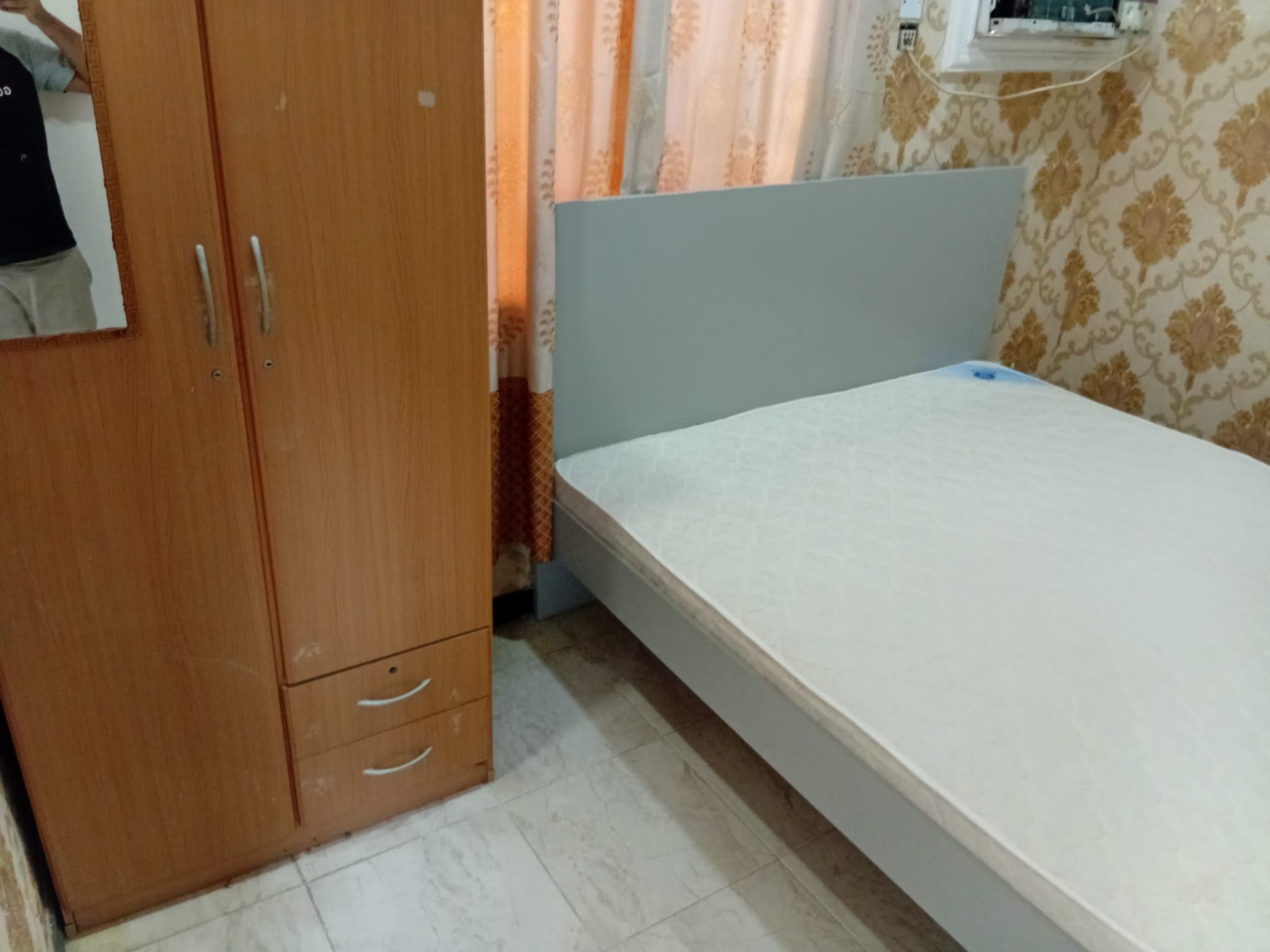 Partition for rent in Doha