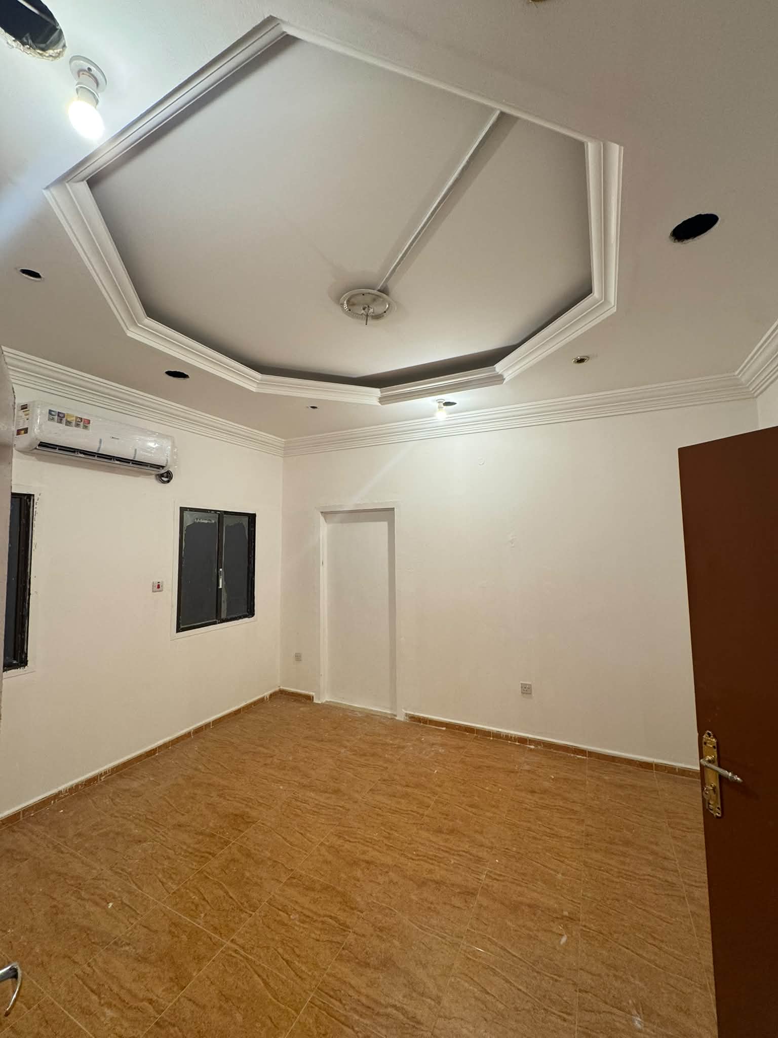 ROOM unit for rent in Qatar