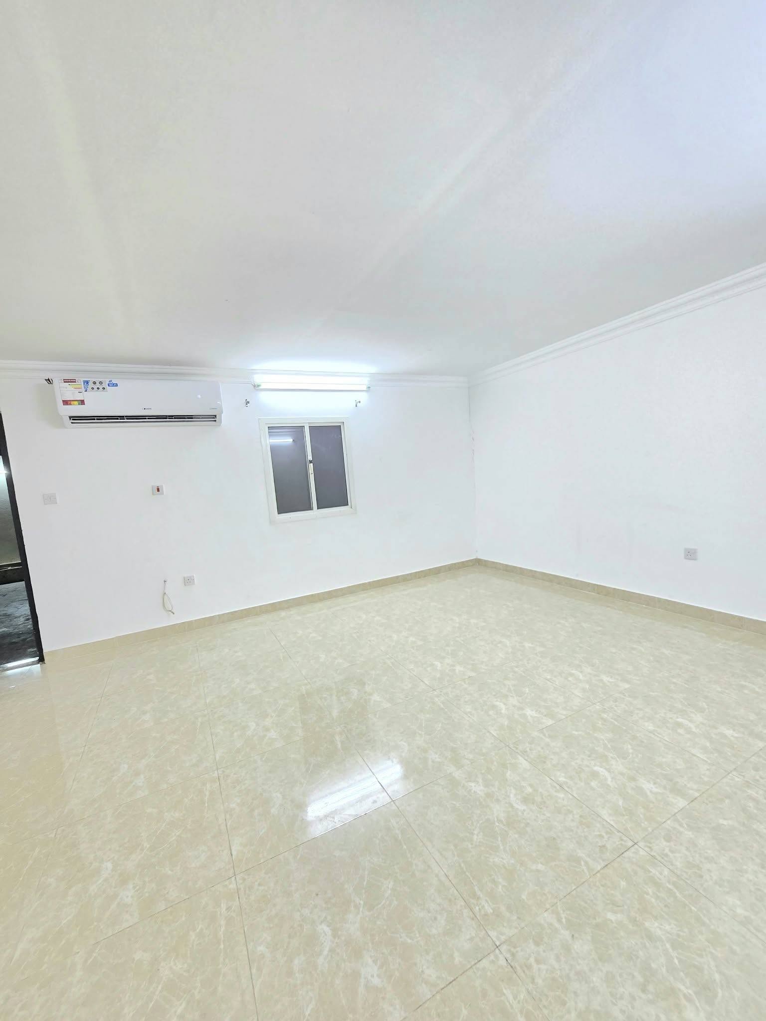 Studio for rent in Al Aziziya