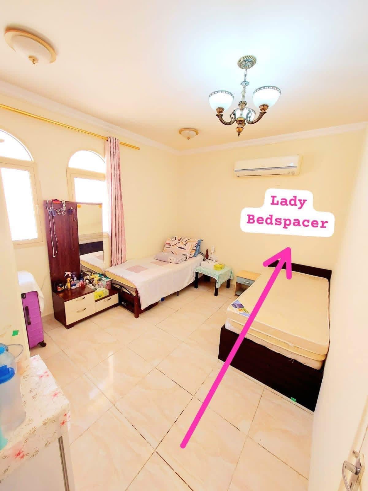 Male Bedspace for rent in Al Mansoura