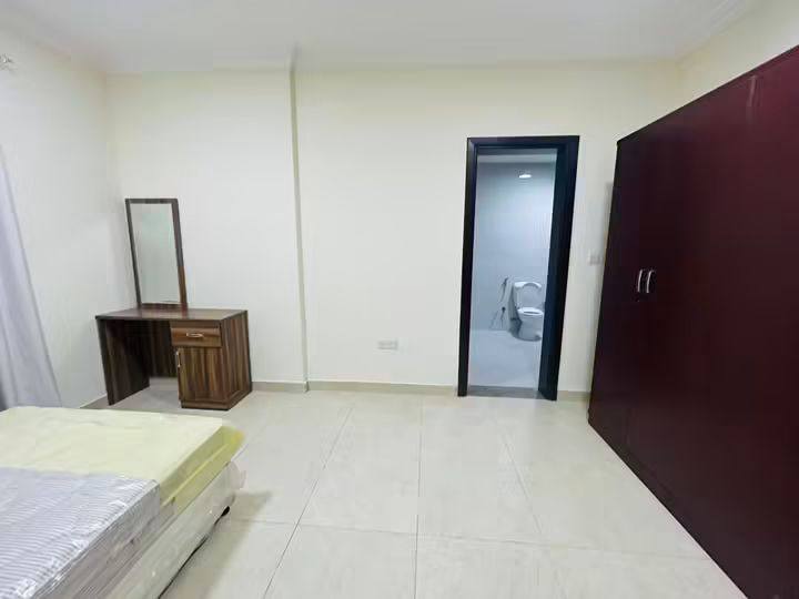 ROOM unit for rent in Qatar