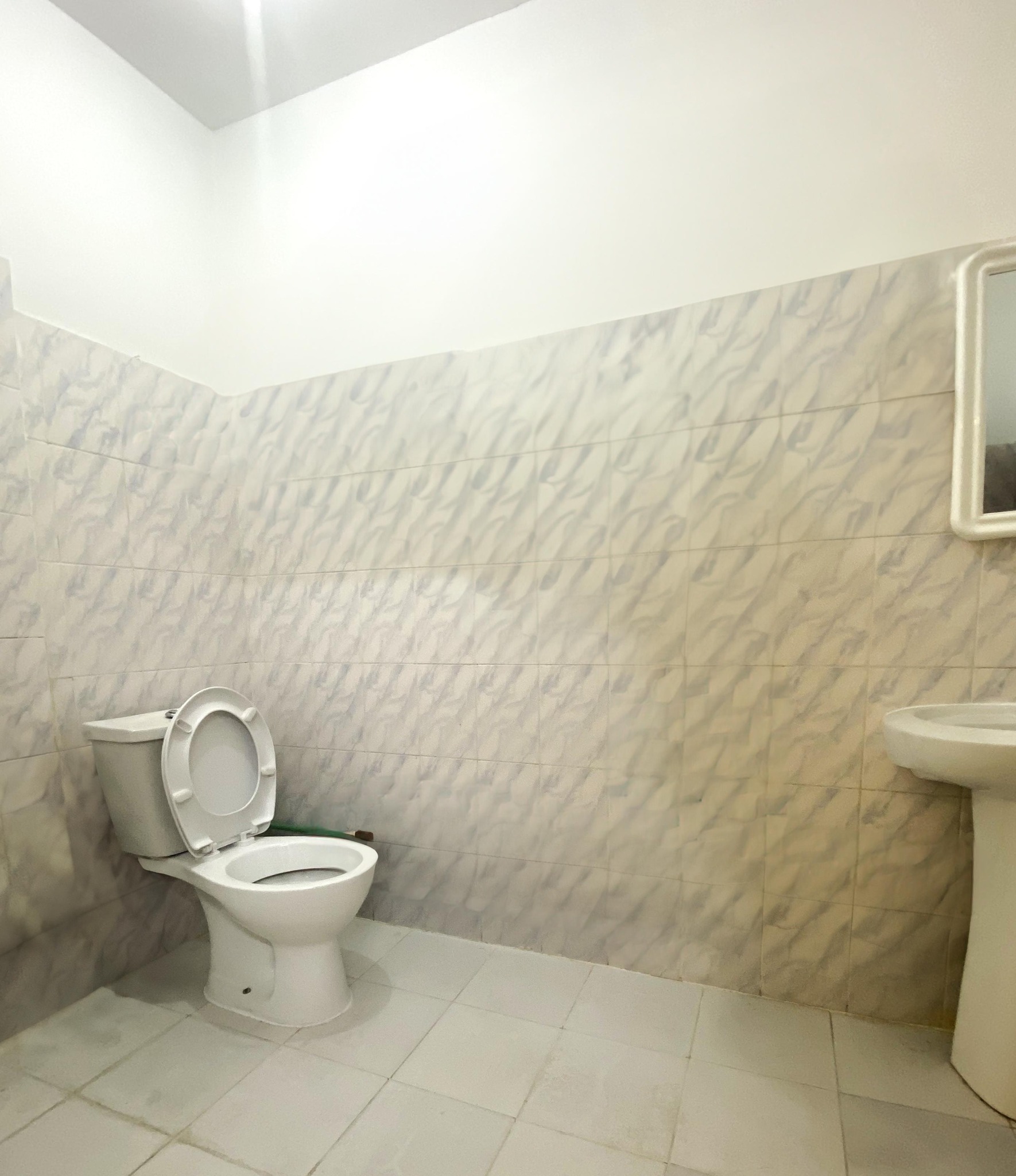 ROOM unit for rent in Qatar