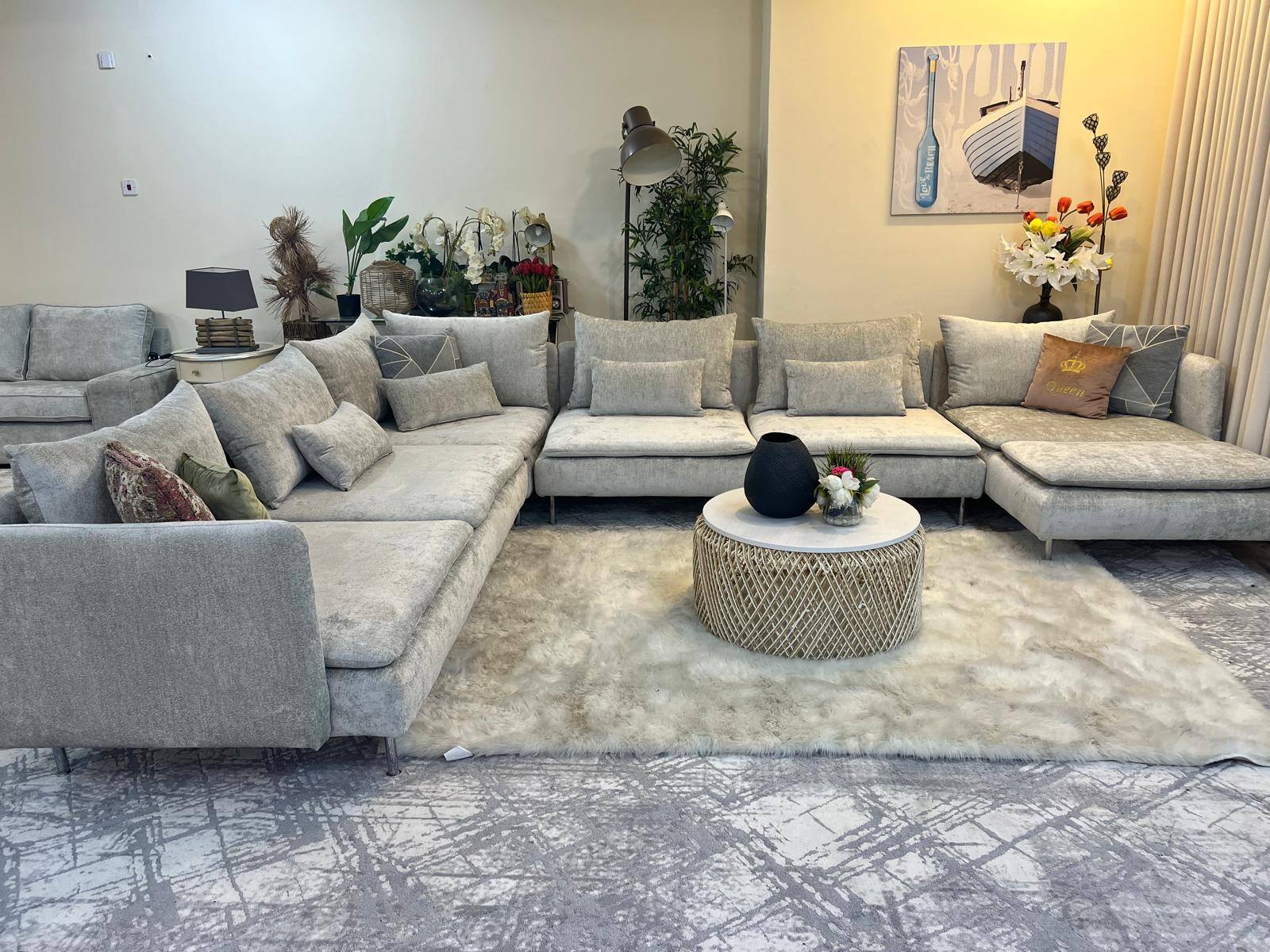 PARTITION unit for rent in Qatar