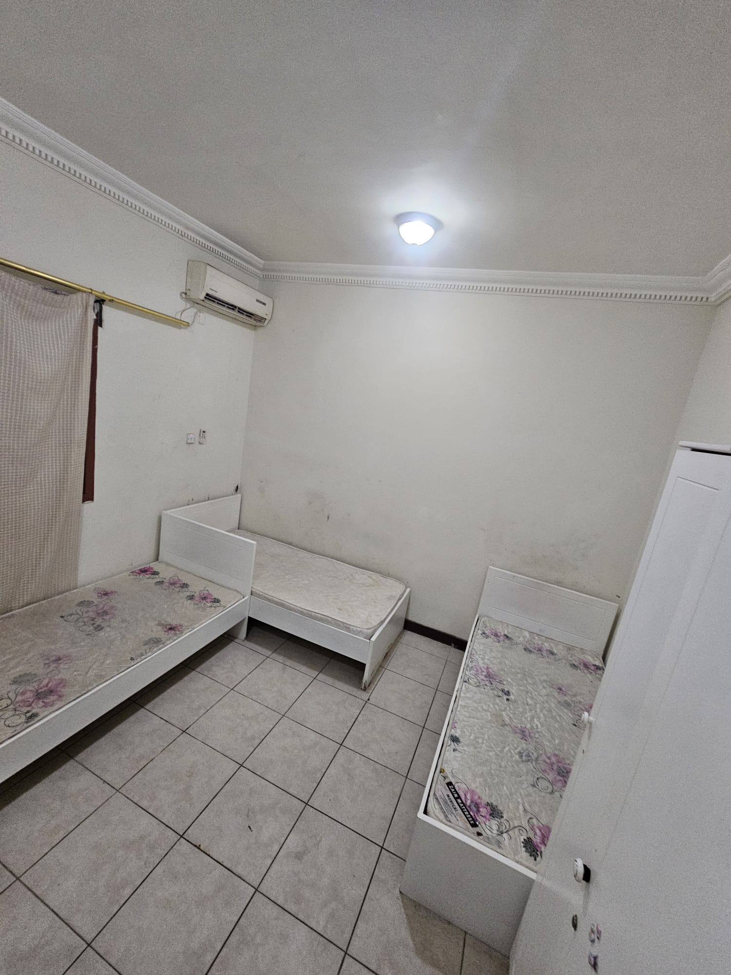 Villa for rent in Al Sakhama