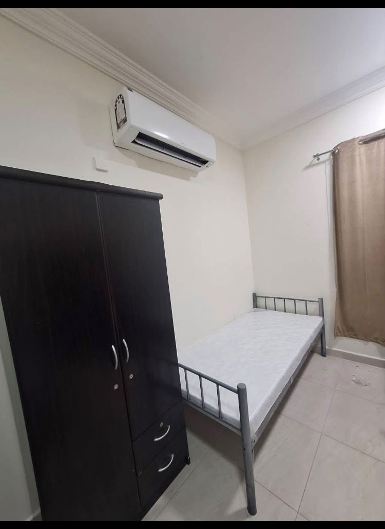 ROOM unit for rent in Qatar