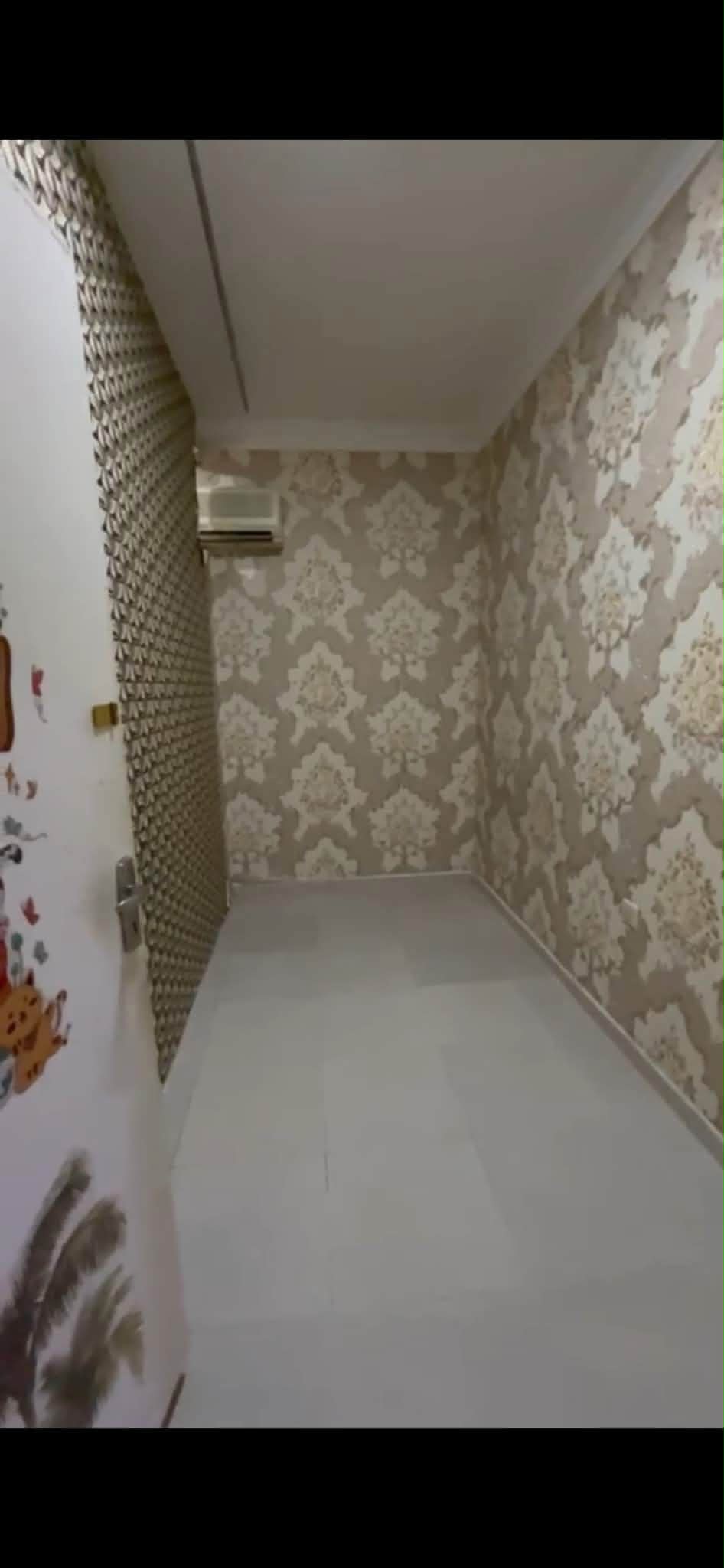Partition for rent in Al Sadd