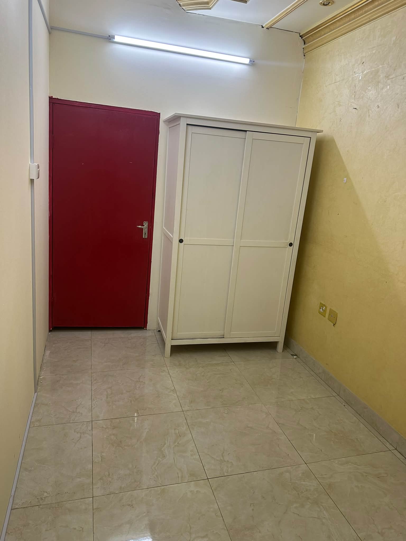 PARTITION unit for rent in Qatar